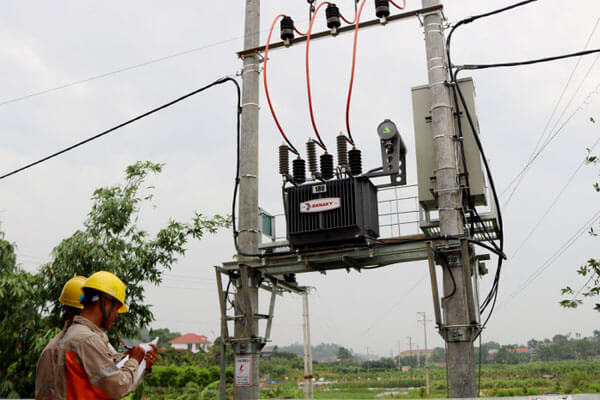 Trọn bộ vật tư thiết bị trạm biến áp giàn 180kVA