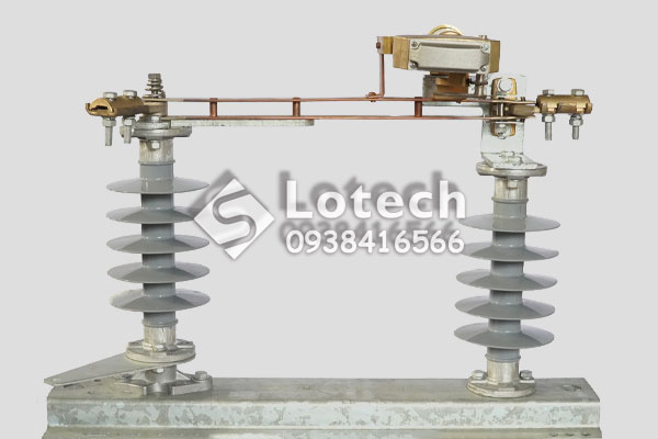 dao-cat-tai-1-pha-cat-ngang-lbs-vina-electric Dao cắt tải 1 pha cắt ngang LBS Vina Electric