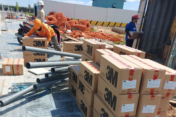 lo-dau-cap-trung-the-3m-giao-hang-cong-trinh-dong-nai Lô đầu cáp trung thế 3M giao hàng công trình Đồng Nai