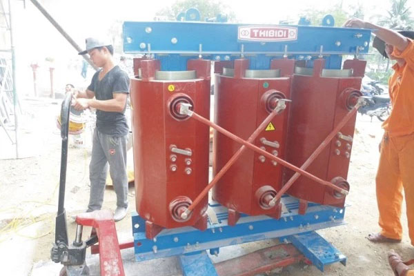 may-bien-ap-kho-thibidi-giao-hang-cong-trinh-dong-nai Máy biến áp khô THIBIDI giao hàng Đồng Nai