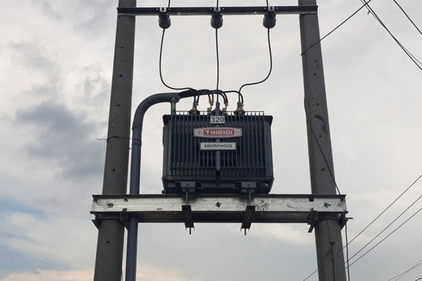tram-bien-the-320kva-kieu-gian-giua-2-cot-btlt Trạm biến thế 320kVA kiểu giàn giữa 2 cột BTLT