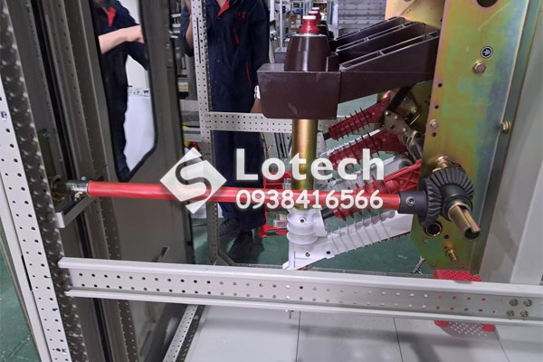Tủ cầu dao phụ tải LBS 24kV có bệ chì