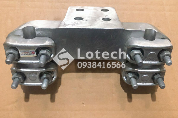 Kẹp Cực Vuông Góc Ra 2 Dây Bản Cực 4 Lỗ