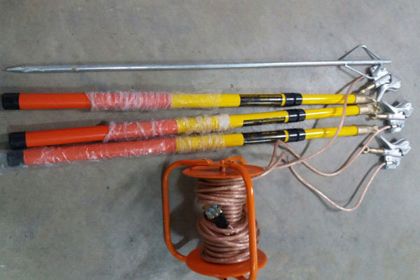 bo-tiep-dia-di-dong-trung-the-3-pha Bộ tiếp địa di động trung thế 3 pha