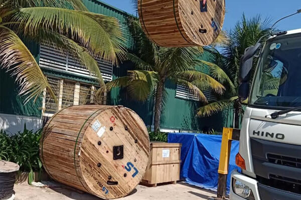 Cáp điện LS VINA giao hàng tận nơi