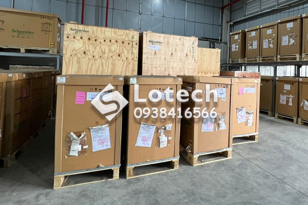 lotech-chuyen-cap-tu-trung-the-va-recloser-schneider-1 Lotech chuyên cấp tủ trung thế và Recloser Schneider
