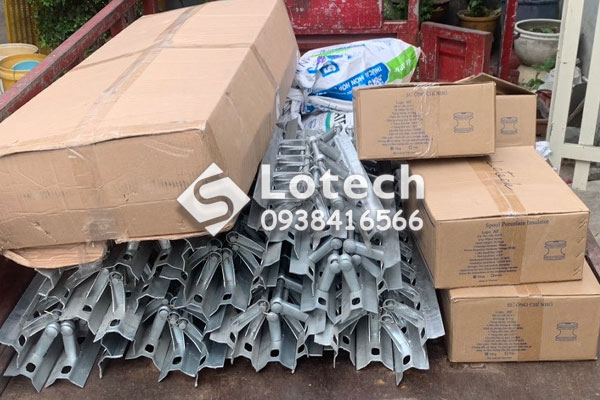 lotech-chuyen-cung-cap-su-ong-chi-rack-2-3-4-su Lotech chuyên cung cấp sứ ống chỉ kèm rack 2 - 3 - 4 sứ