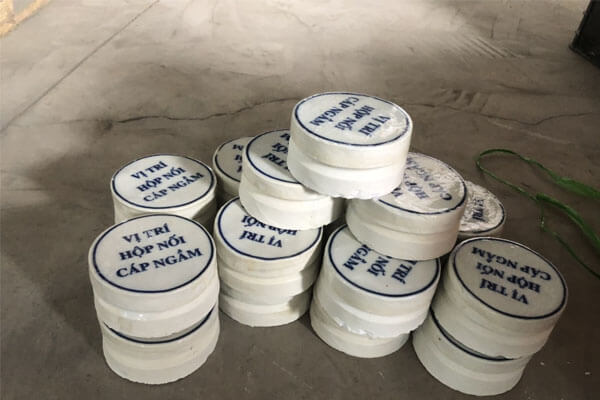 moc-su-dinh-vi-hop-noi-cap-ngam Mốc sứ định vị hộp nối cáp ngầm