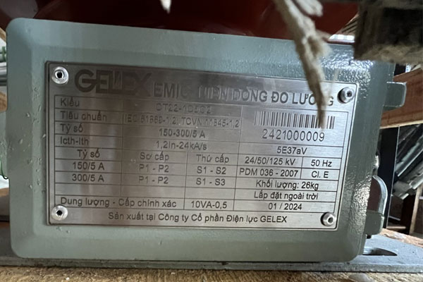 thong-so-bien-dong-do-luong-emic-duc-epoxy-ngoai-troi-150-300-5a Thông số biến dòng đo lường EMIC đúc Epoxy ngoài trời 150-300/5A