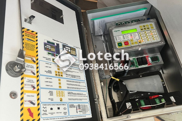 tu-dieu-khien-recloser-u27-schneider Tủ điều khiển Recloser U27 Schneider