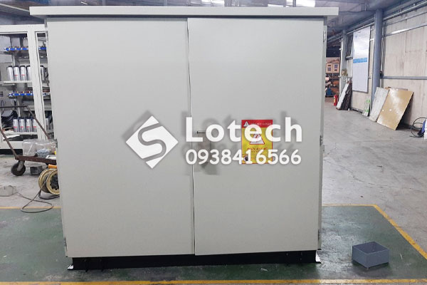 mat-truoc-vo-tu-rmu-4-ngan-abb Mặt trước vỏ tủ RMU 4 ngăn ABB