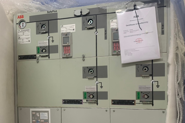 tu-trung-the-abb-3-ngan-cvv-20ka-s Tủ trung thế ABB 3 ngăn CVV 20kA/s
